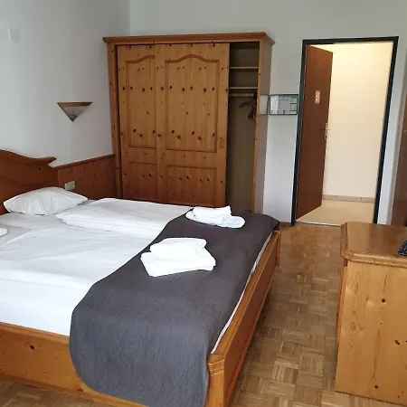 Neuhof Neuhofen an der Ybbs