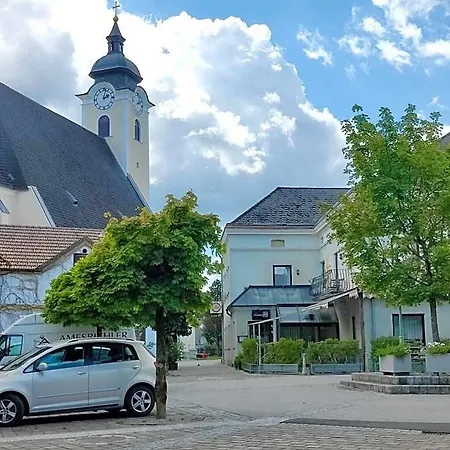 Neuhof Ξενοδοχείο 3*