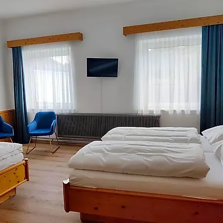 Ξενοδοχείο Neuhof 3*